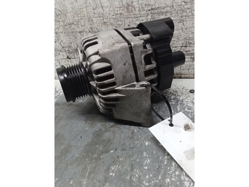 Recambio de alternador para opel combo tour 1.3 cdti 16v referencia OEM IAM   