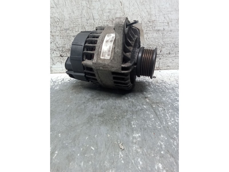 Recambio de alternador para alfa romeo 147 (937_) 1.9 jtd (937.axd1a, 937.bxd1a) referencia OEM IAM 46782213  