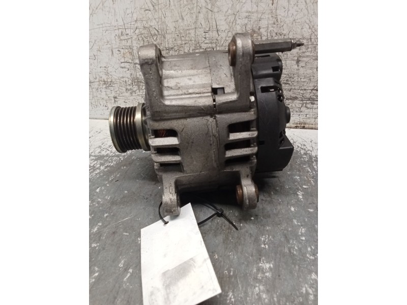 Recambio de alternador para skoda octavia iii (5e3, nl3, nr3) 2.0 tdi referencia OEM IAM 03L903024L 2617865H VALEO