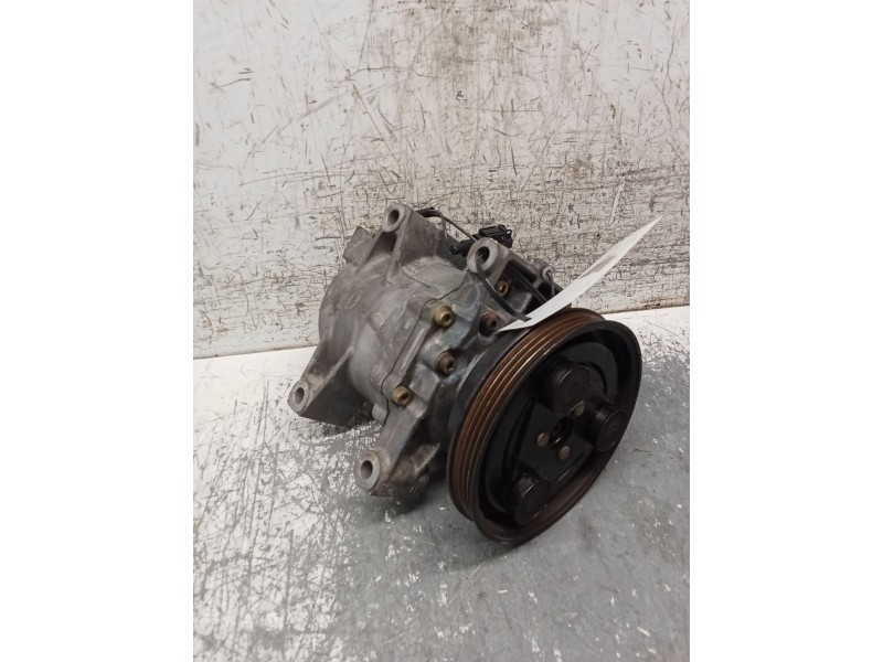 Recambio de compresor aire acondicionado para nissan primera hatchback (p11) 1.6 16v referencia OEM IAM 926002J004 971105001 