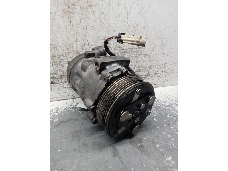 Recambio de compresor aire acondicionado para opel combo tour 1.3 cdti 16v referencia OEM IAM   