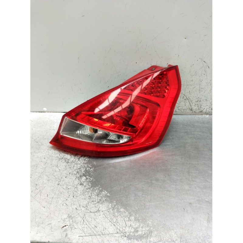 Recambio de piloto trasero derecho para ford fiesta vi (cb1, ccn) 1.25 referencia OEM IAM 1709552 8A6113404A 