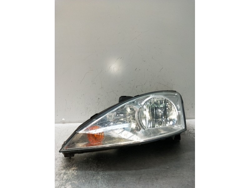 Recambio de faro izquierdo para ford focus i (daw, dbw) 1.8 tdci referencia OEM IAM 2M5113101BD  