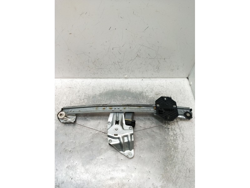 Recambio de elevalunas delantero derecho para dacia sandero ii tce 90 (b8m1, b8ma) referencia OEM IAM 807209299R  
