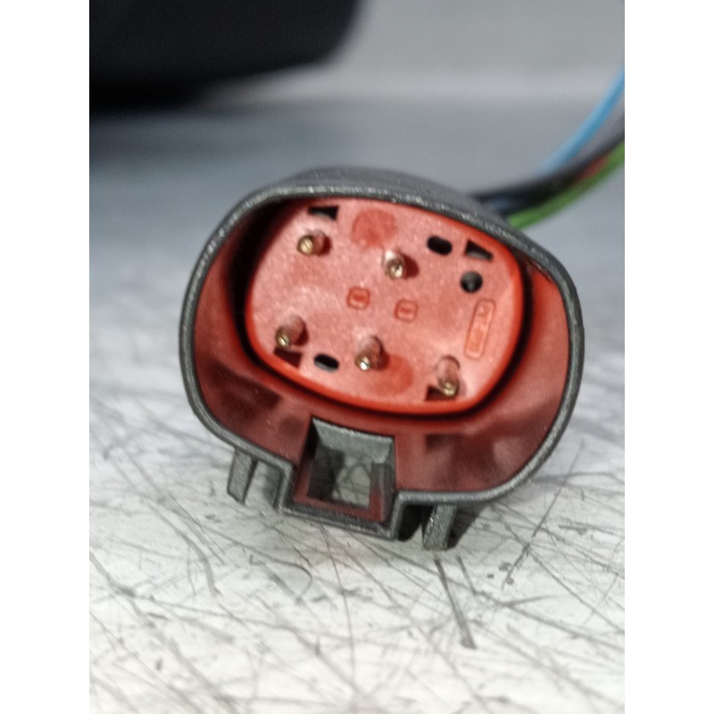 Recambio de retrovisor derecho para ford tourneo connect 1.8 tdci referencia OEM IAM electrico 1 enchufe 5 cables 