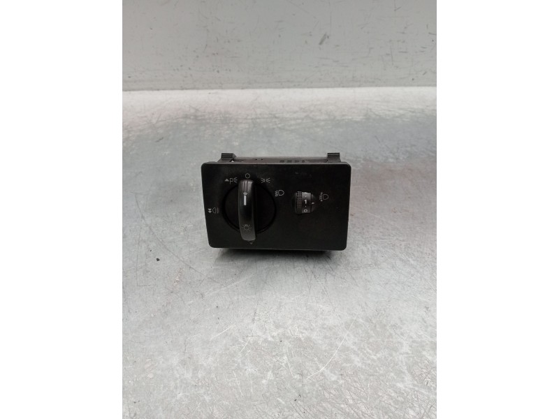 Recambio de mando luces para ford tourneo connect 1.8 tdci referencia OEM IAM 4m5t13a024 interruptor 