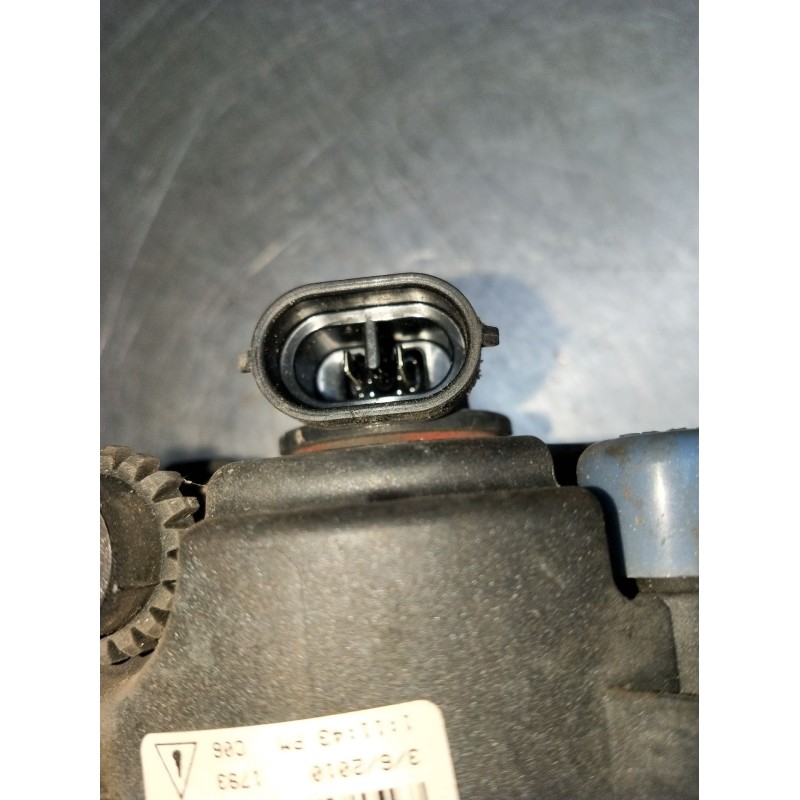 Recambio de faro antiniebla izquierdo para ford fiesta vi (cb1, ccn) 1.25 referencia OEM IAM 4550597 89204894 2N1115201AB