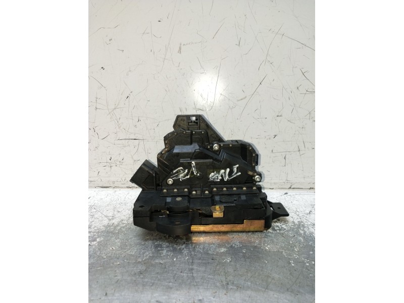 Recambio de motor cierre centralizado trasero izquierdo para ford focus i (daw, dbw) 1.8 tdci referencia OEM IAM   