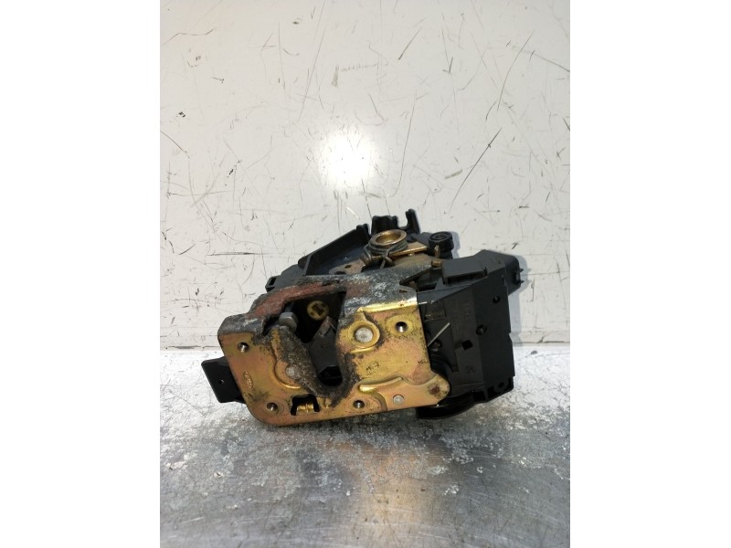 Recambio de motor cierre centralizado trasero izquierdo para ford focus i (daw, dbw) 1.8 tdci referencia OEM IAM   