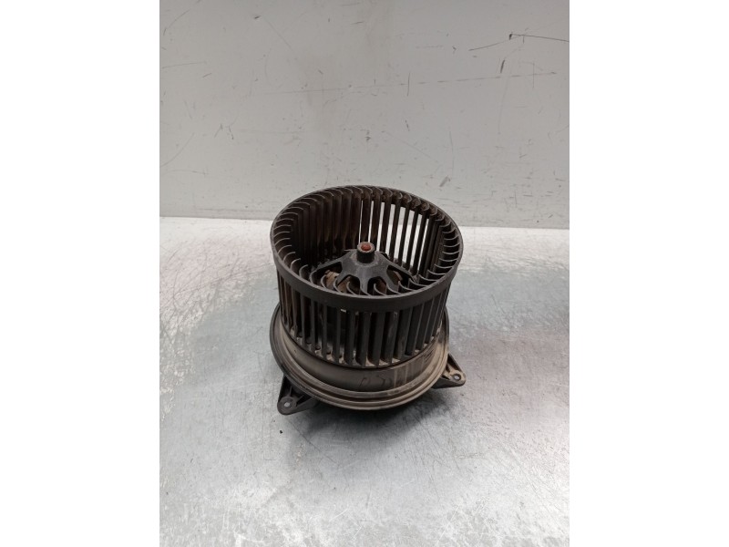 Recambio de motor calefaccion para ford tourneo connect 1.8 tdci referencia OEM IAM 1111936 2t1h18456aa 