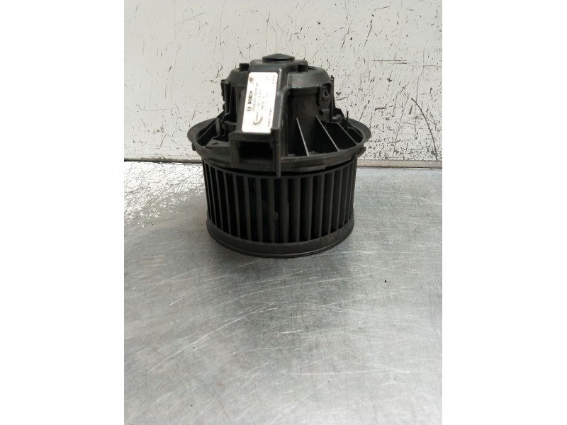 Recambio de motor calefaccion para ford fiesta vi (cb1, ccn) 1.25 referencia OEM IAM 0130115551 3137231000 