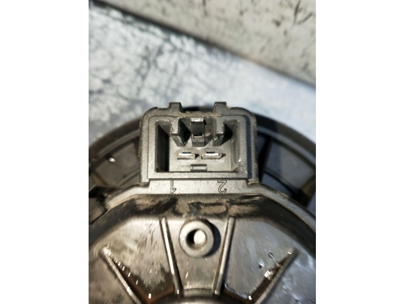 Recambio de motor calefaccion para ford fiesta vi (cb1, ccn) 1.25 referencia OEM IAM 0130115551 3137231000 