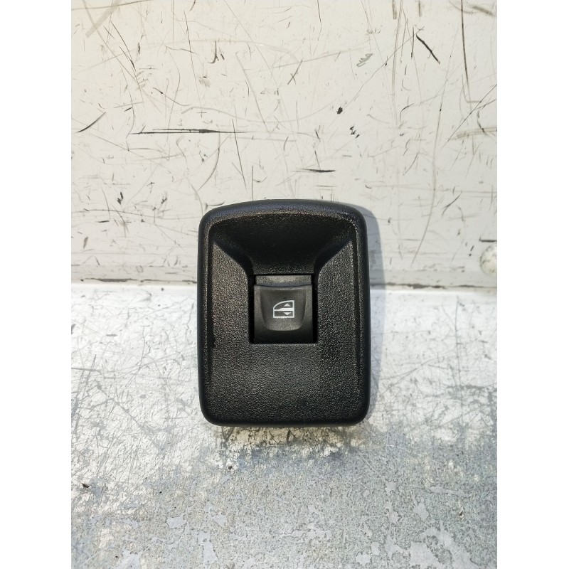 Recambio de mando elevalunas delantero derecho para dacia sandero ii tce 90 (b8m1, b8ma) referencia OEM IAM 0024008901T056  