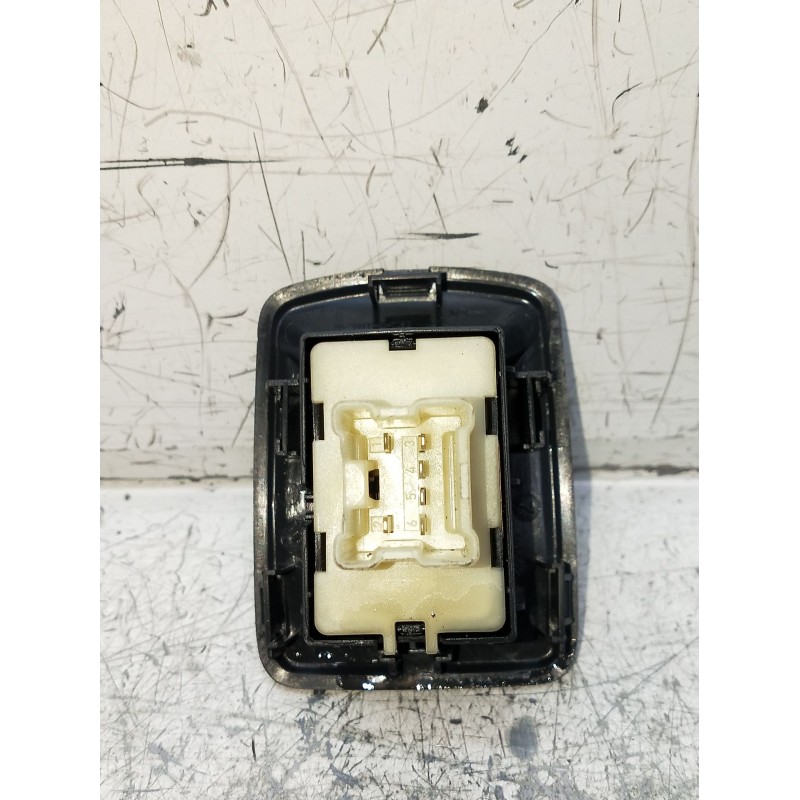 Recambio de mando elevalunas delantero derecho para dacia sandero ii tce 90 (b8m1, b8ma) referencia OEM IAM 0024008901T056  