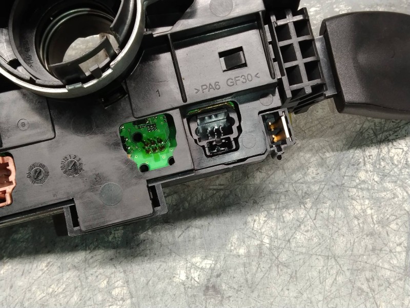 Recambio de mando luces para peugeot 308 sw confort referencia OEM IAM 96652985XT 12276222 