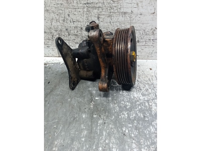 Recambio de bomba direccion para ssangyong musso (fj) 2.9 d referencia OEM IAM 6614603480  
