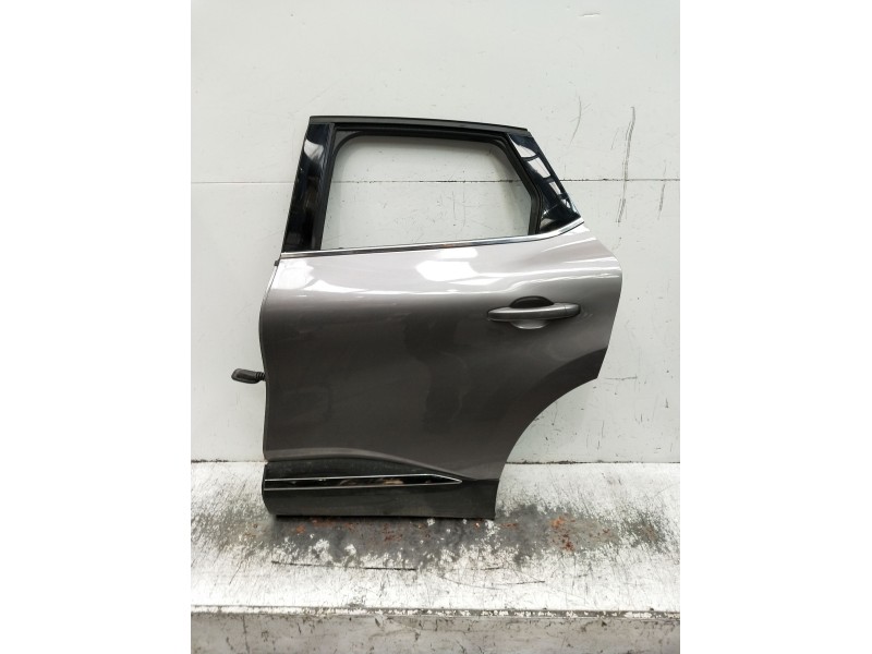 Recambio de puerta trasera izquierda para renault captur ii (hf_) tce 140 (hfn0) referencia OEM IAM  5P 