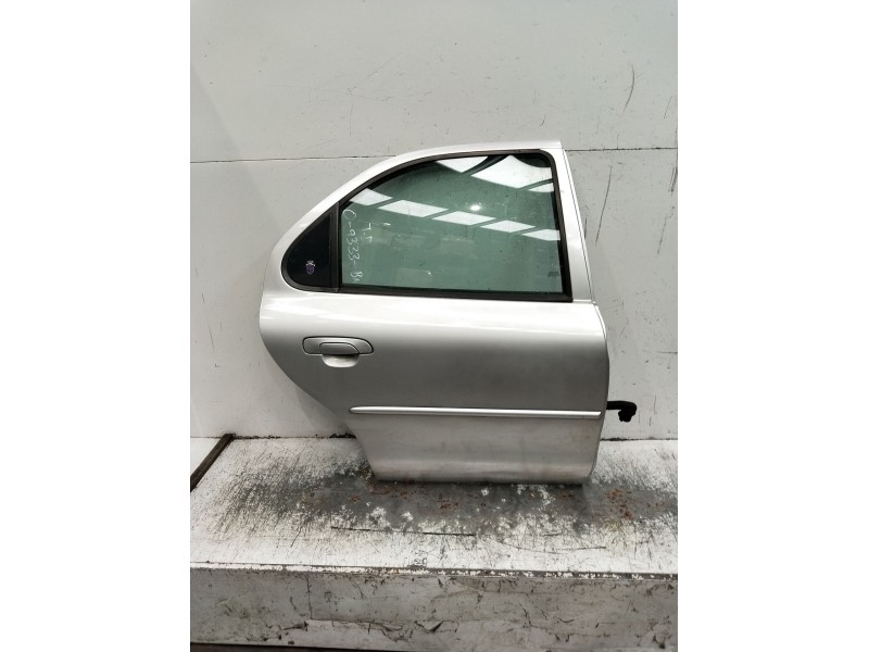 Recambio de puerta trasera derecha para ford mondeo ii sedán (bfp) 1.8 td referencia OEM IAM  4P 