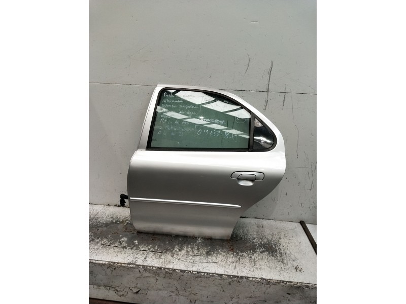 Recambio de puerta trasera izquierda para ford mondeo ii sedán (bfp) 1.8 td referencia OEM IAM  4P 