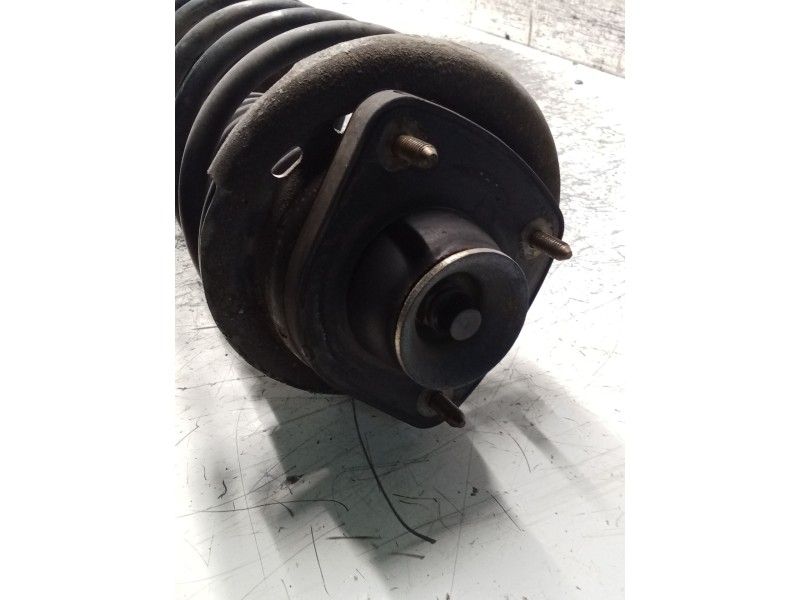 Recambio de mangueta delantera izquierda para peugeot 106 ii (1a_, 1c_) 1.1 i referencia OEM IAM   