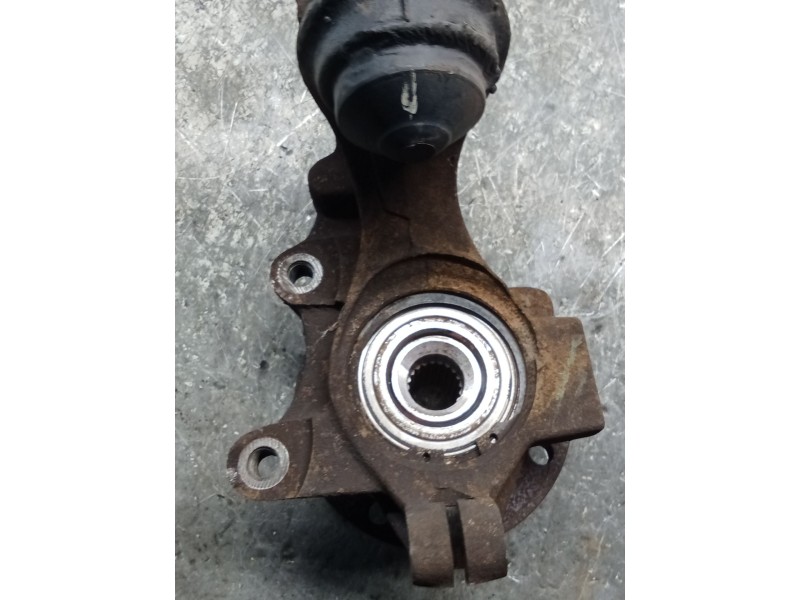 Recambio de mangueta delantera derecha para peugeot 106 ii (1a_, 1c_) 1.1 i referencia OEM IAM   