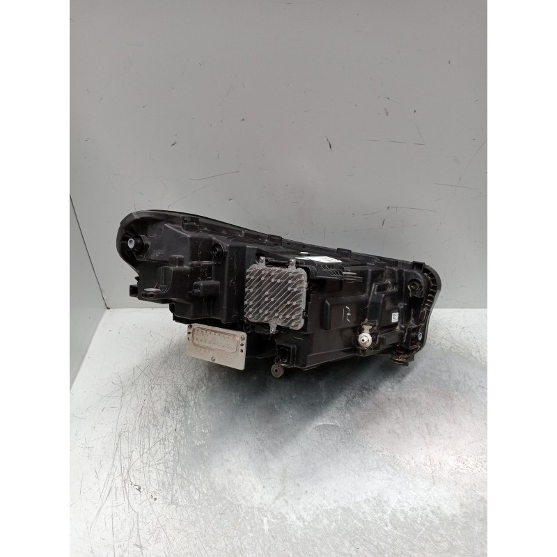 Recambio de faro izquierdo para bmw x1/ix1 u11 x1 sdrive18d referencia OEM IAM 5a5bd4702  interior sucio (GOTAS DE MANCHAS)