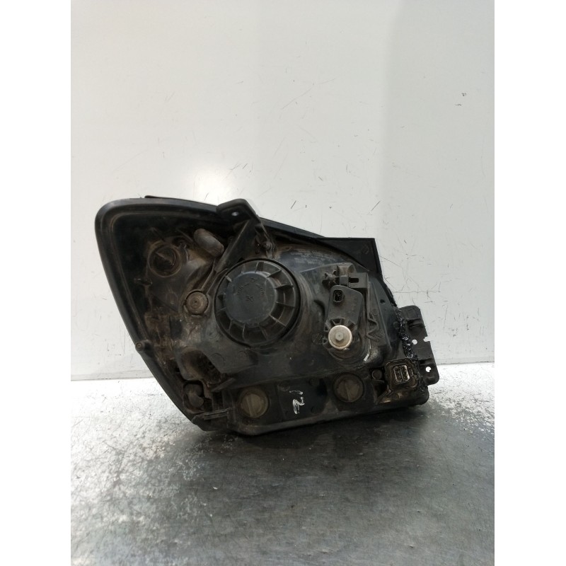 Recambio de faro izquierdo para kia sportage ii (je_, km_) 2.0 i 16v referencia OEM IAM  OJO VER FOTOS 