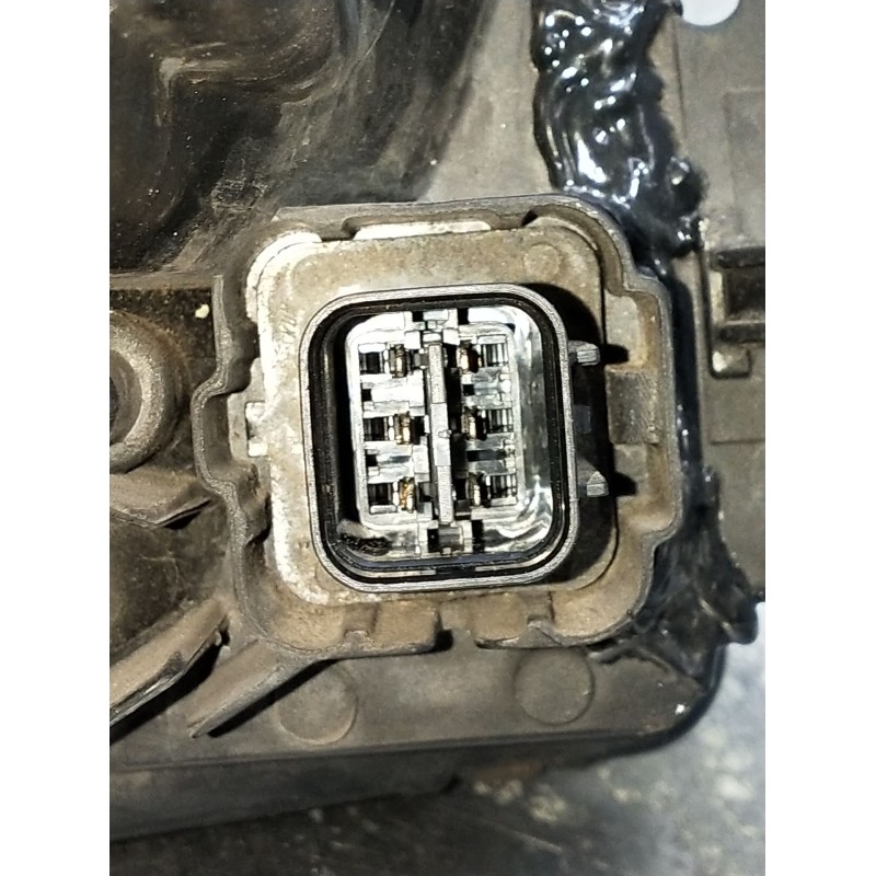 Recambio de faro izquierdo para kia sportage ii (je_, km_) 2.0 i 16v referencia OEM IAM  OJO VER FOTOS 