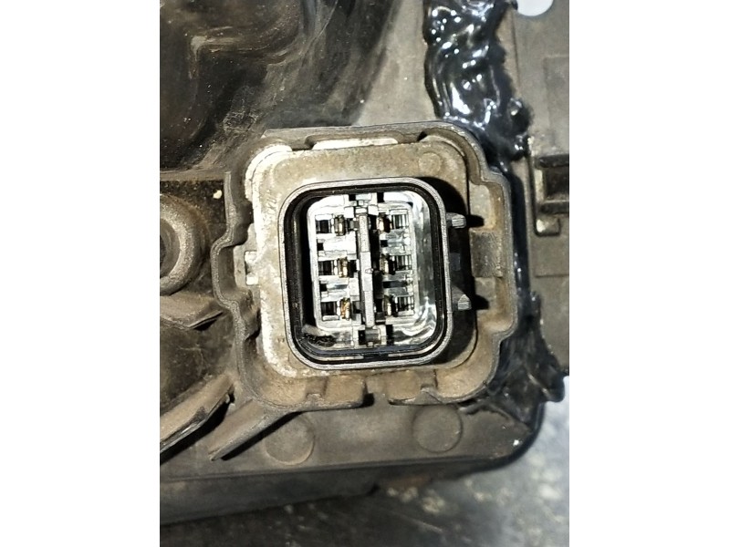 Recambio de faro izquierdo para kia sportage ii (je_, km_) 2.0 i 16v referencia OEM IAM  OJO VER FOTOS 