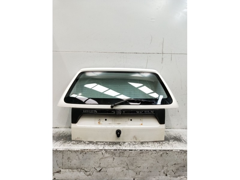 Recambio de porton trasero para seat ibiza ii (6k1) 1.4 i referencia OEM IAM 6K6827025A  