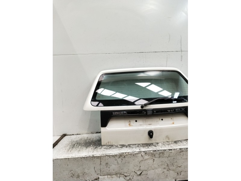Recambio de porton trasero para seat ibiza ii (6k1) 1.4 i referencia OEM IAM 6K6827025A  