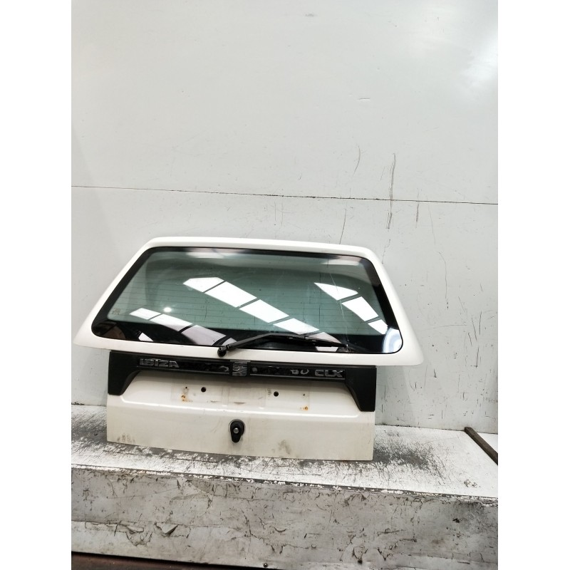 Recambio de porton trasero para seat ibiza ii (6k1) 1.4 i referencia OEM IAM 6K6827025A  