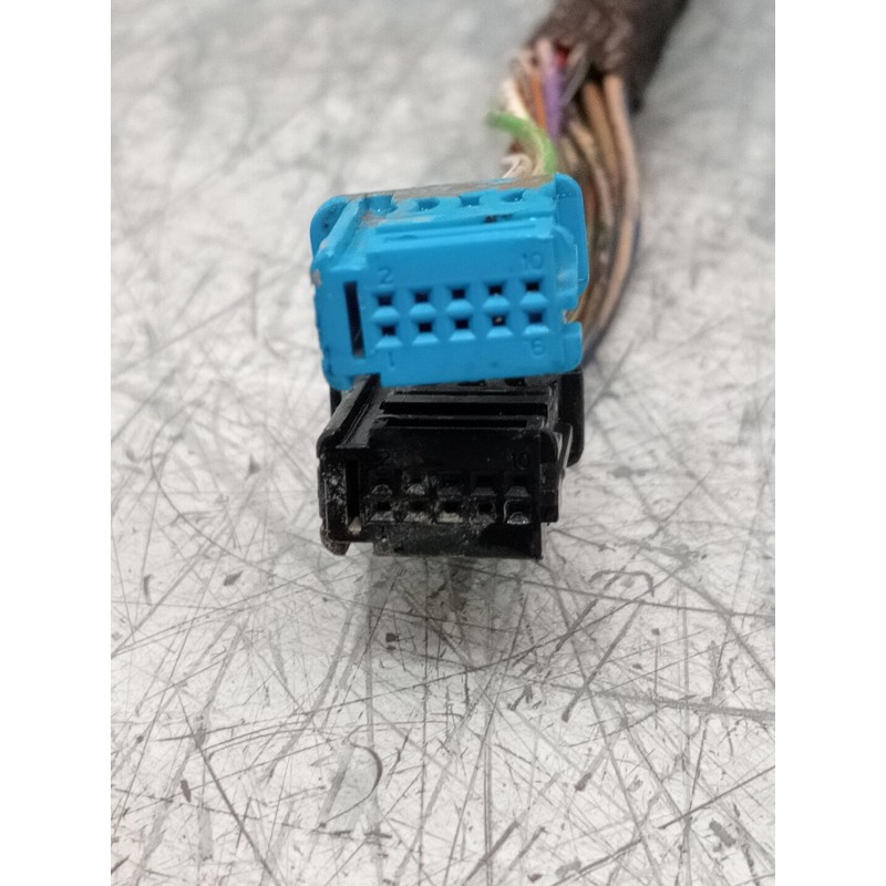 Recambio de retrovisor derecho para bmw x1/ix1 u11 x1 sdrive18d referencia OEM IAM electrico 2 enchufes 6 y 10 cables 