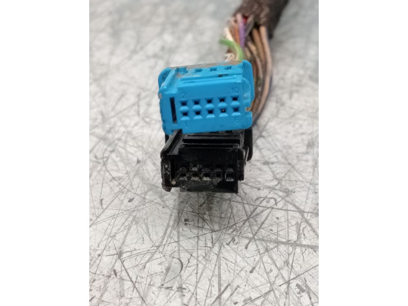 Recambio de retrovisor derecho para bmw x1/ix1 u11 x1 sdrive18d referencia OEM IAM electrico 2 enchufes 6 y 10 cables 