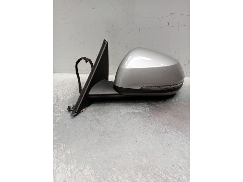 Recambio de retrovisor izquierdo para bmw x1/ix1 u11 x1 sdrive18d referencia OEM IAM electrico 2 enchufes 8 y 10 cables 