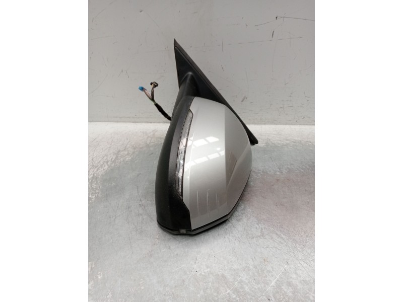 Recambio de retrovisor izquierdo para bmw x1/ix1 u11 x1 sdrive18d referencia OEM IAM electrico 2 enchufes 8 y 10 cables 