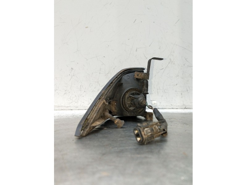 Recambio de piloto delantero izquierdo para ssangyong musso (fj) 2.9 d referencia OEM IAM   