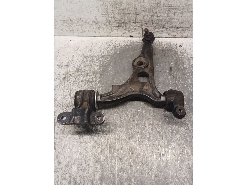 Recambio de brazo suspension inferior delantero izquierdo para peugeot expert furgoneta (222) 2.0 hdi referencia OEM IAM   