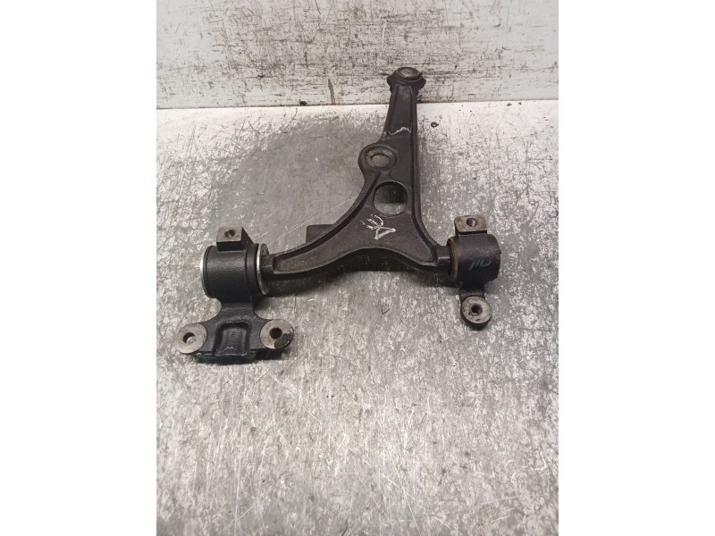 Recambio de brazo suspension inferior delantero derecho para peugeot expert furgoneta (222) 2.0 hdi referencia OEM IAM 3A313  