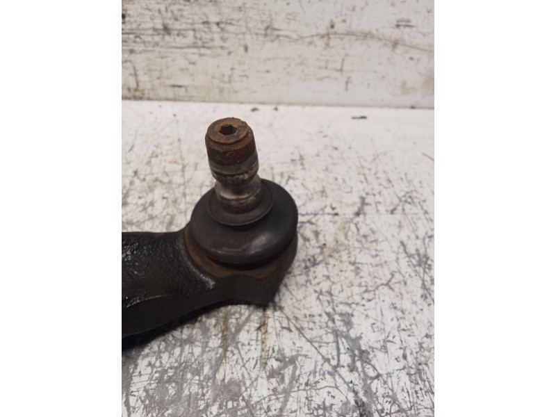Recambio de brazo suspension inferior delantero derecho para peugeot expert furgoneta (222) 2.0 hdi referencia OEM IAM 3A313  