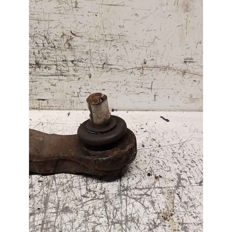 Recambio de brazo suspension inferior delantero derecho para peugeot 106 ii (1a_, 1c_) 1.1 i referencia OEM IAM   