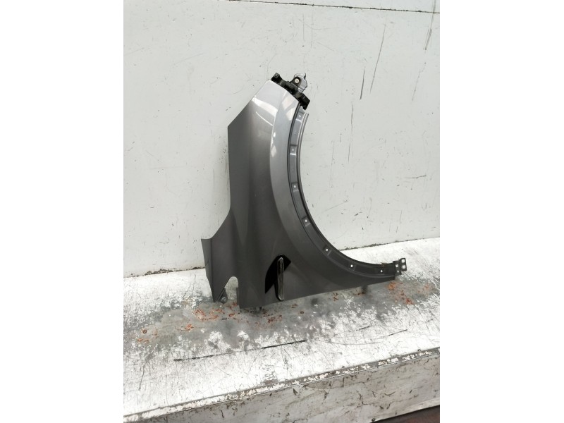 Recambio de aleta delantera derecha para renault captur ii (hf_) tce 140 (hfn0) referencia OEM IAM   