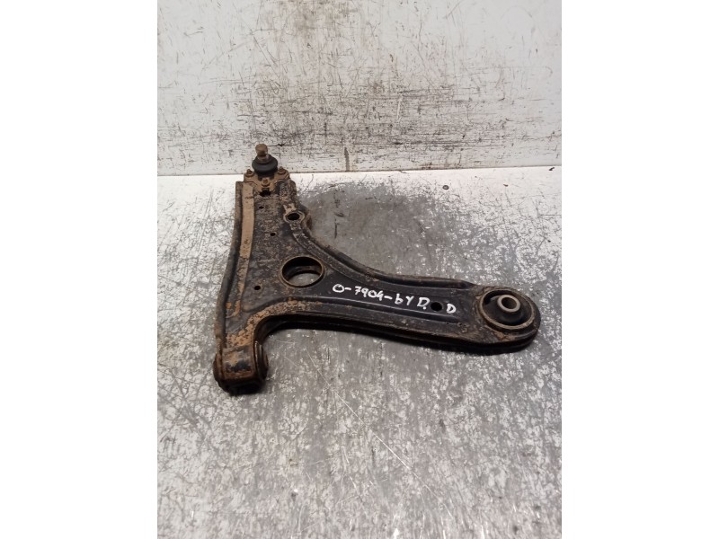 Recambio de brazo suspension inferior delantero derecho para seat cordoba (6k1, 6k2) 1.4 i referencia OEM IAM   