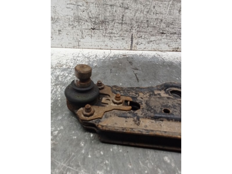Recambio de brazo suspension inferior delantero derecho para seat cordoba (6k1, 6k2) 1.4 i referencia OEM IAM   