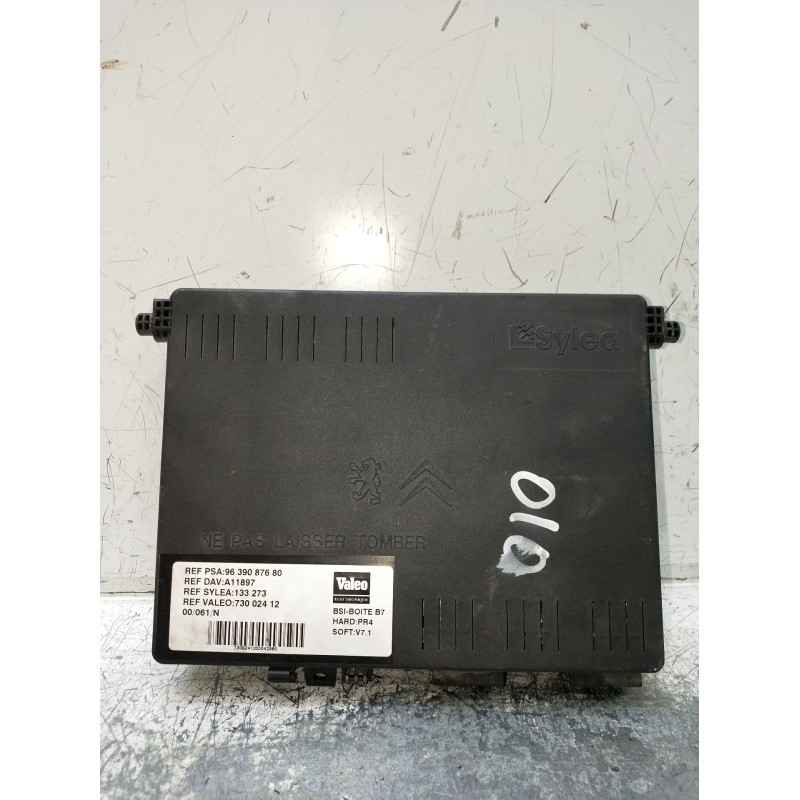 Recambio de caja reles / fusibles para citroën xsara (n1) 2.0 hdi 90 referencia OEM IAM 9639087680 73002412 