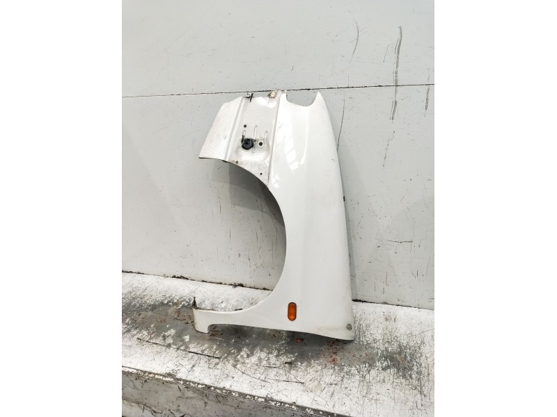 Recambio de aleta delantera izquierda para seat ibiza ii (6k1) 1.4 i referencia OEM IAM 6K0821021  