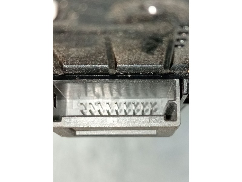 Recambio de mando multifuncion para bmw x1/ix1 u11 x1 sdrive18d referencia OEM IAM 5a661a3 01504839 