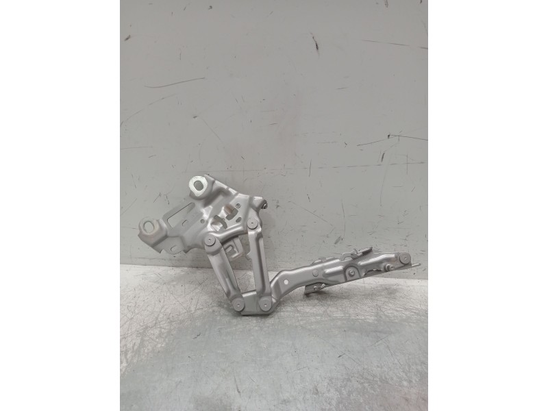 Recambio de bisagra capot para bmw x1/ix1 u11 x1 sdrive18d referencia OEM IAM 9883417 13989610 izquierdo