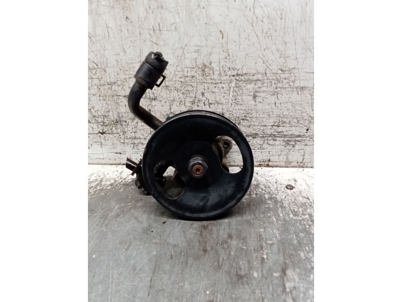 Recambio de bomba direccion para kia carnival / grand carnival iii (vq) 2.9 crdi referencia OEM IAM 571004D000  