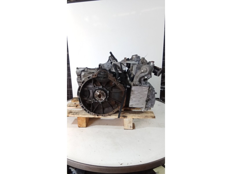 Recambio de motor completo para mercedes-benz vito (w639) basic, combi 109 cdi compacto (639.601) referencia OEM IAM 646980 BOSC